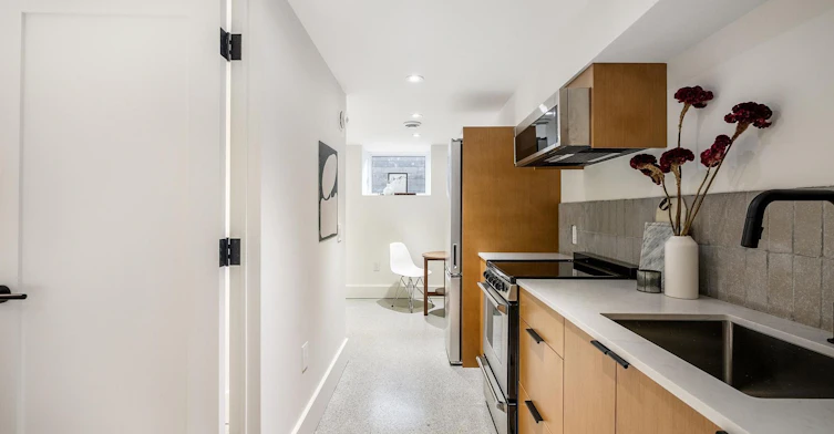 239 Borden Street, Toronto, ON, M5S 2N5 - 42