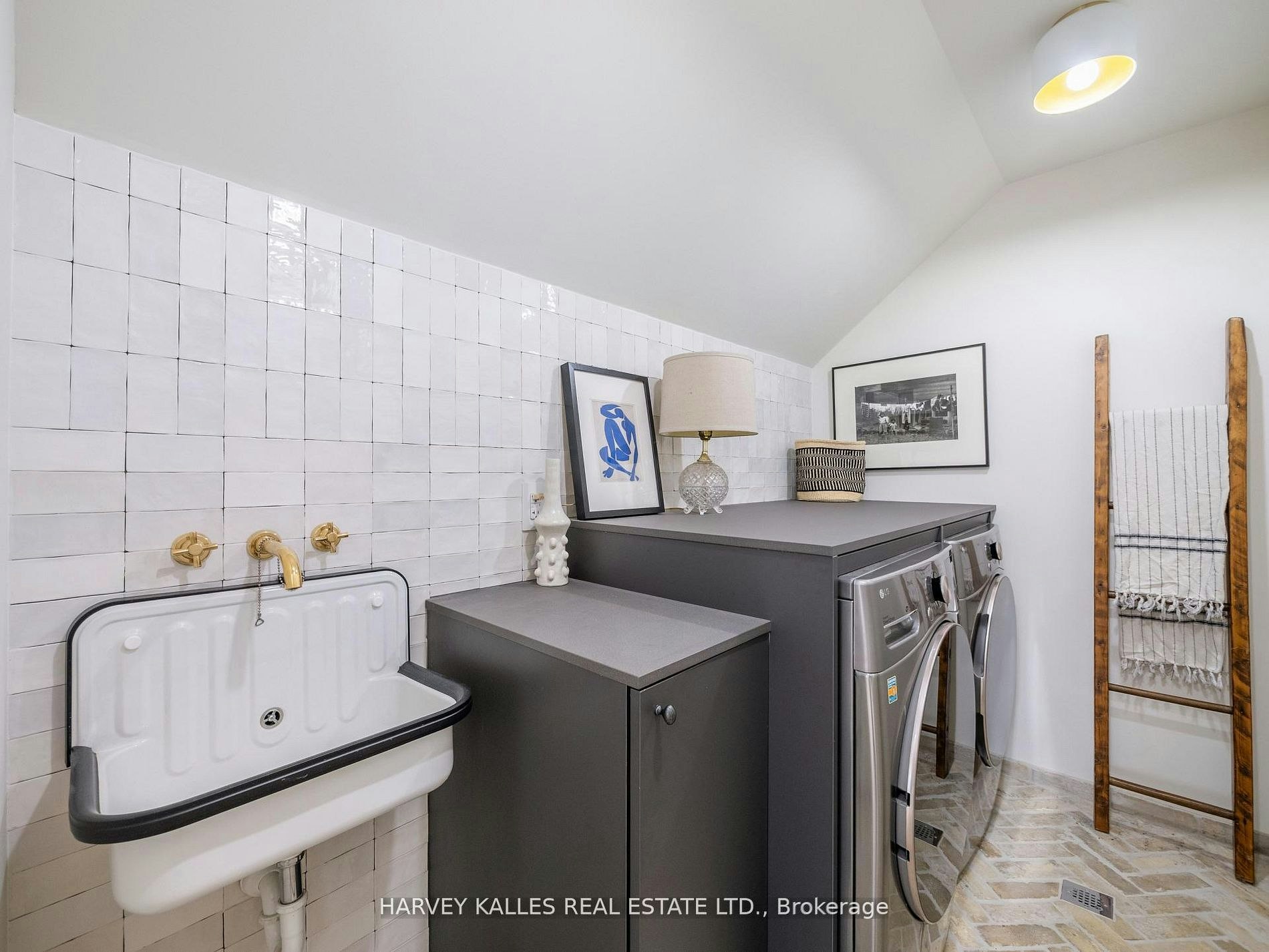 239 Borden Street, Toronto, ON, M5S 2N5 - 24