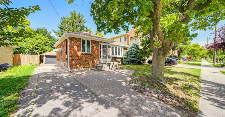 176 Mckee Avenue, Toronto, ON, M2N 4C7