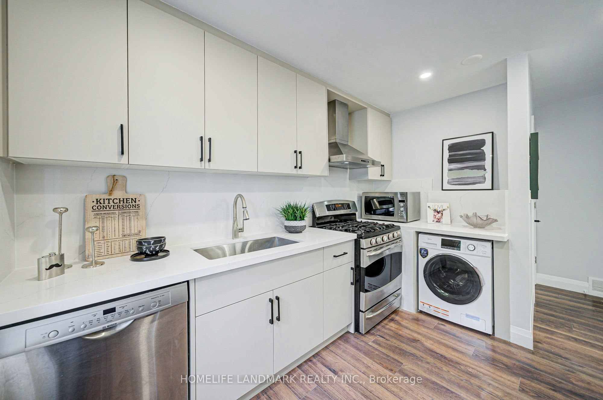 176 Mckee Avenue, Toronto, ON, M2N 4C7 - 6