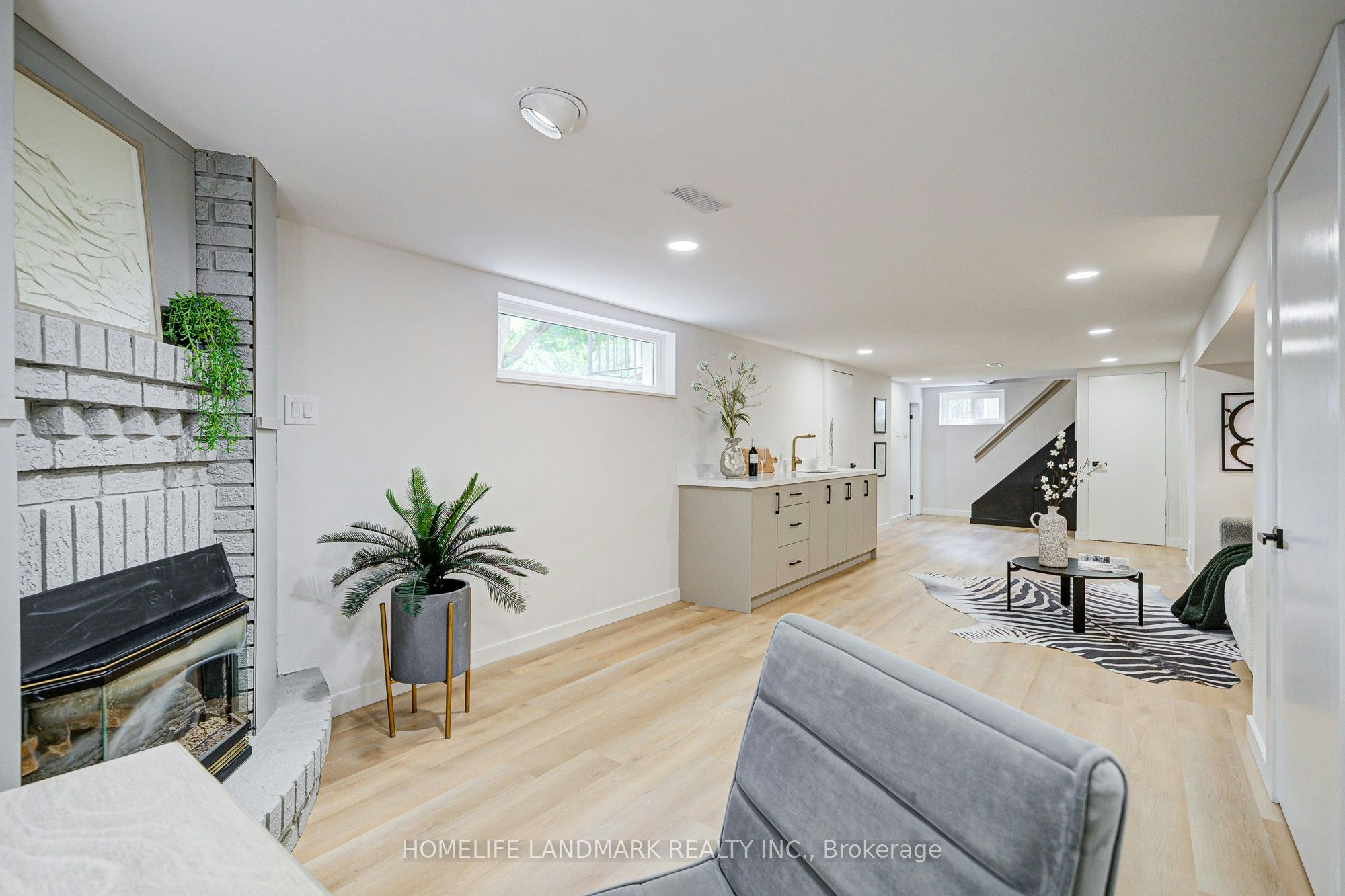 176 Mckee Avenue, Toronto, ON, M2N 4C7 - 18