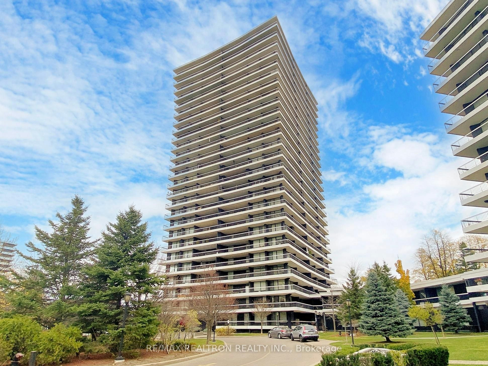 1706-135 Antibes Drive, Toronto, ON, M2R 2Z1
