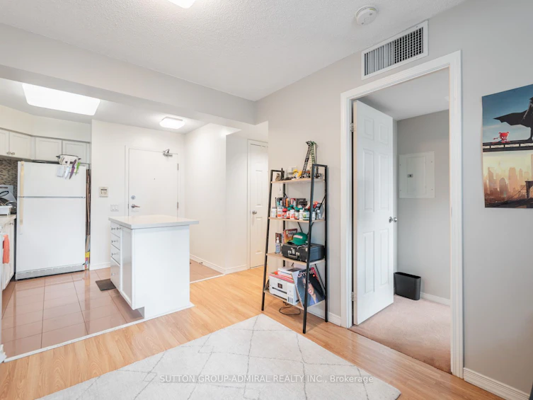 1111-30 Harrison Garden Boulevard, Toronto, ON, M2N 7A9 - 2