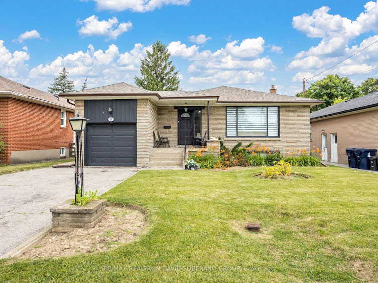 48 Barksdale Avenue, Toronto, ON, M3H 4S5