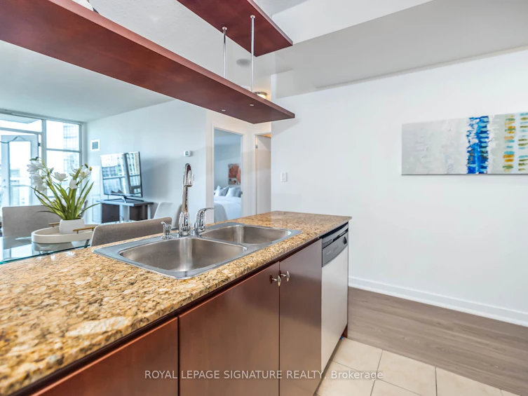1611-10 Navy Wharf Court, Toronto, ON, M5V 3V2 - 10