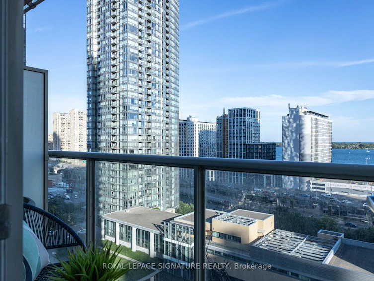 1611-10 Navy Wharf Court, Toronto, ON, M5V 3V2 - 23