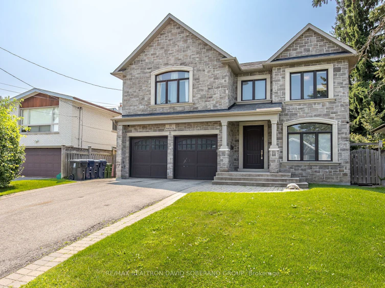 77 Waterloo Avenue, Toronto, ON, M3H 3Y3 - 2