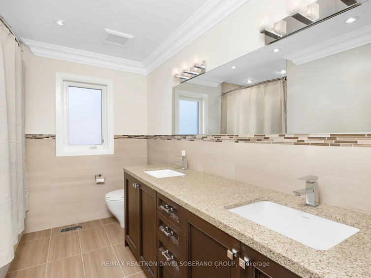 77 Waterloo Avenue, Toronto, ON, M3H 3Y3 - 22