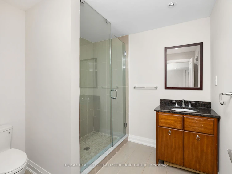 77 Waterloo Avenue, Toronto, ON, M3H 3Y3 - 28