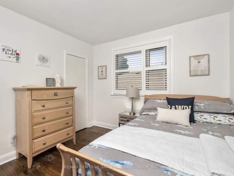 216 Searle Avenue, Toronto, ON, M3H 4B7 - 17