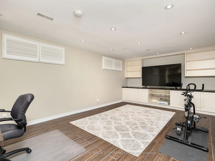 216 Searle Avenue, Toronto, ON, M3H 4B7 - 23