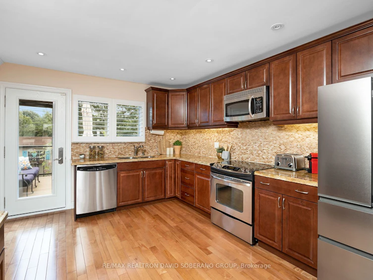 169 Kennard Avenue, Toronto, ON, M3H 4M8 - 8