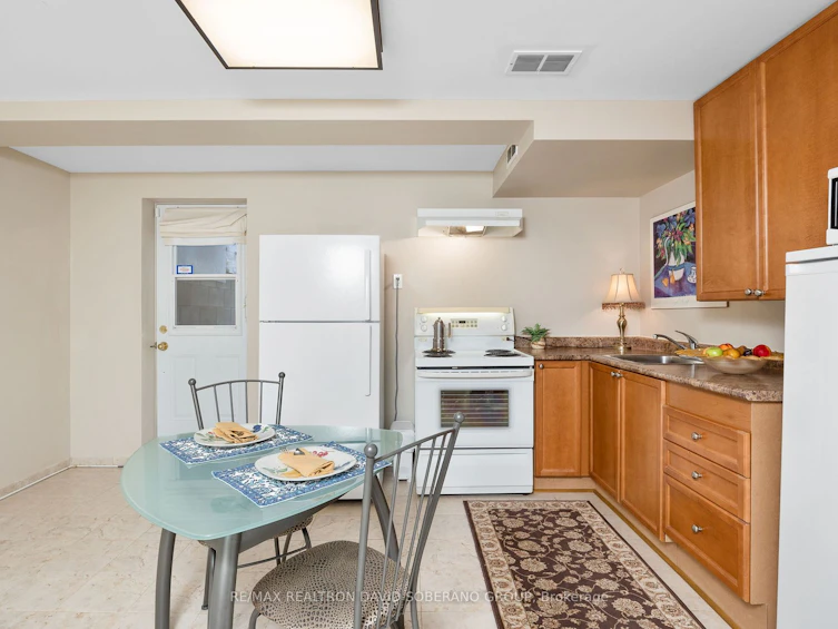 169 Kennard Avenue, Toronto, ON, M3H 4M8 - 27