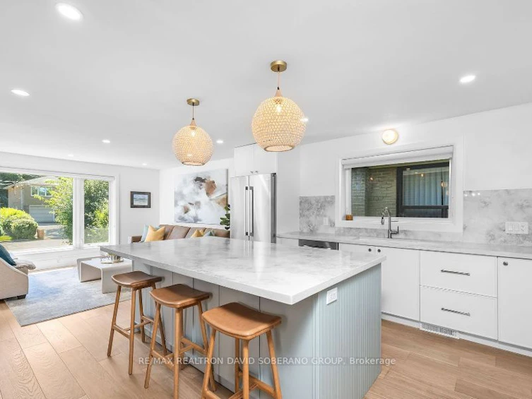 10 Cavotti Crescent, Toronto, ON, M3H 4V1 - 8