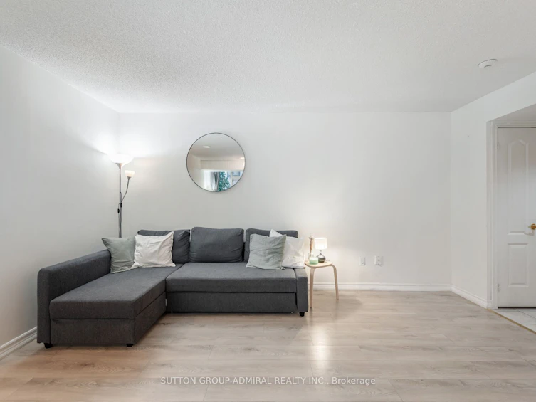 301-30 Hayden Street, Toronto, ON, M4Y 3B8 - 9