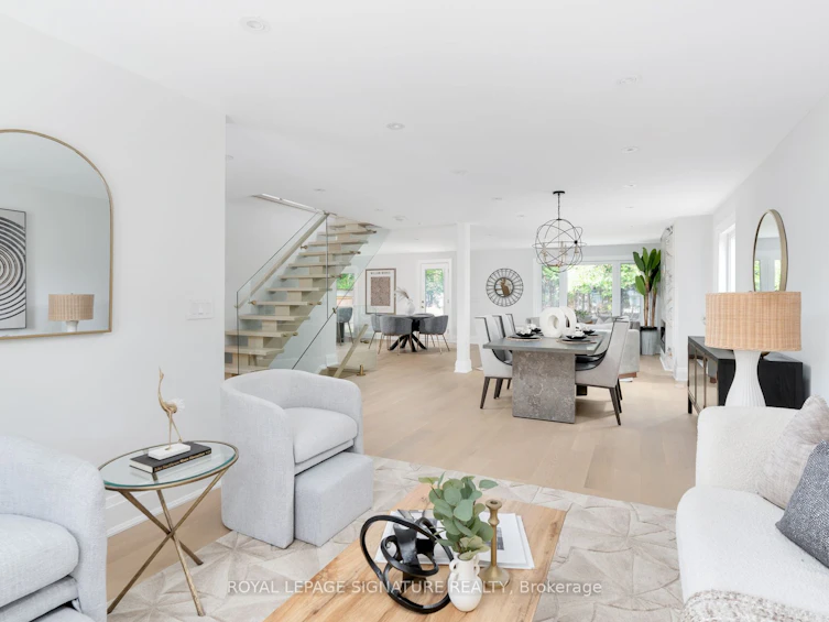 34 Van Horne Avenue, Toronto, ON, M2J 2S7 - 4