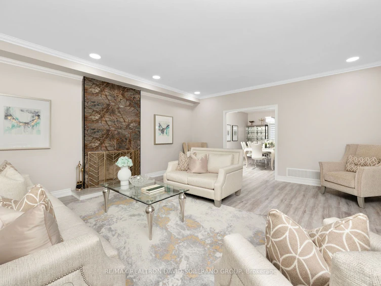 13 Ambassador Place, Toronto, ON, M3H 5Z9 - 4