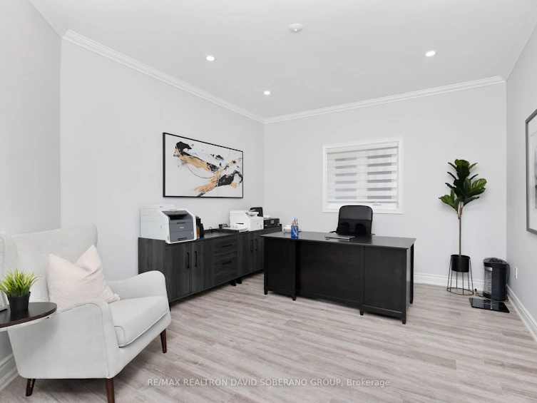 13 Ambassador Place, Toronto, ON, M3H 5Z9 - 11