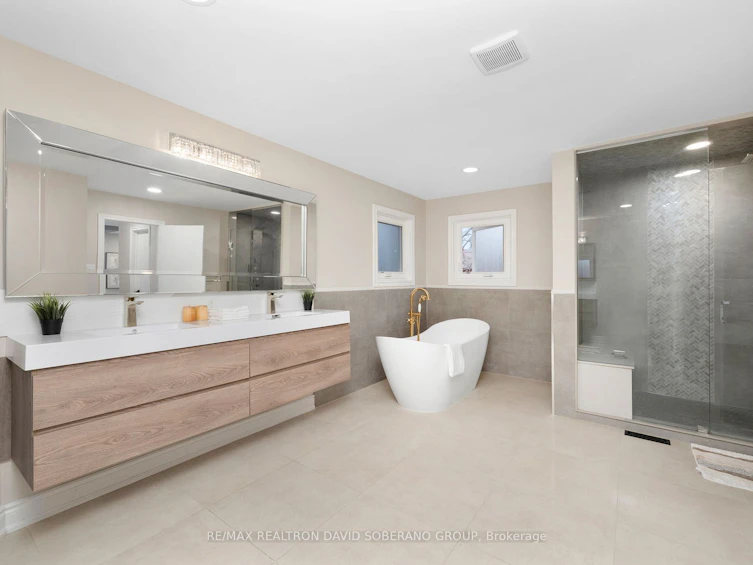 13 Ambassador Place, Toronto, ON, M3H 5Z9 - 23