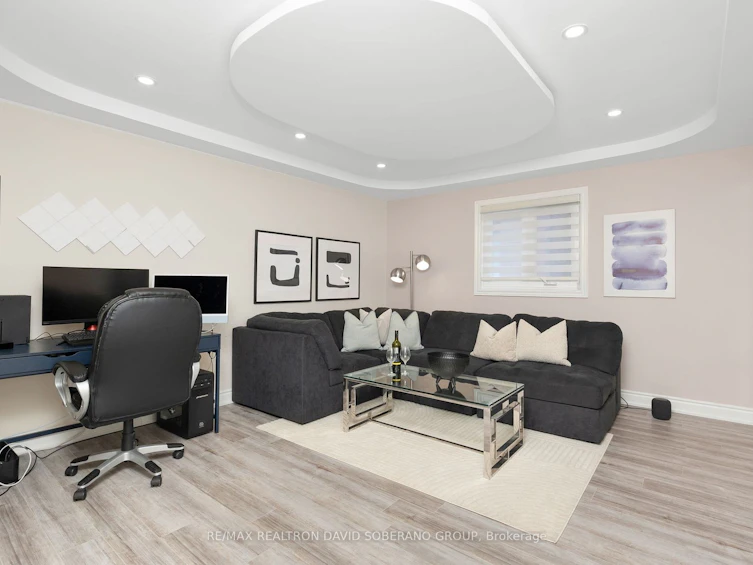 13 Ambassador Place, Toronto, ON, M3H 5Z9 - 24