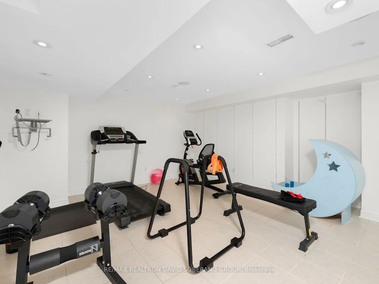 13 Ambassador Place, Toronto, ON, M3H 5Z9 - 26
