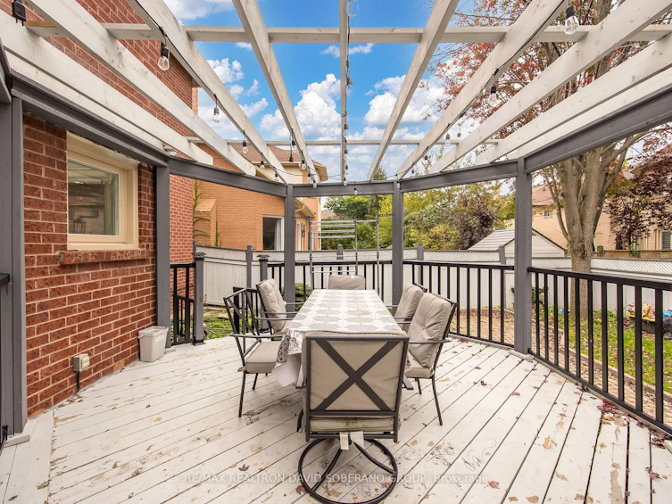 13 Ambassador Place, Toronto, ON, M3H 5Z9 - 29