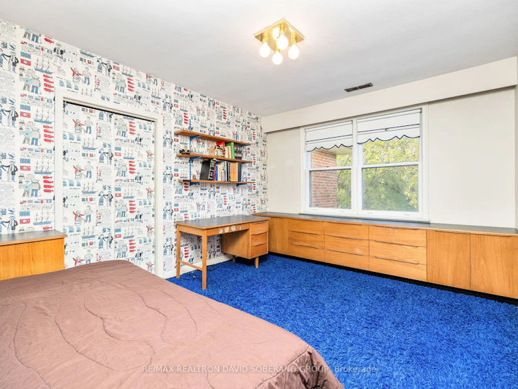 34 Sultana Avenue, Toronto, ON, M6A 1T1 - 18