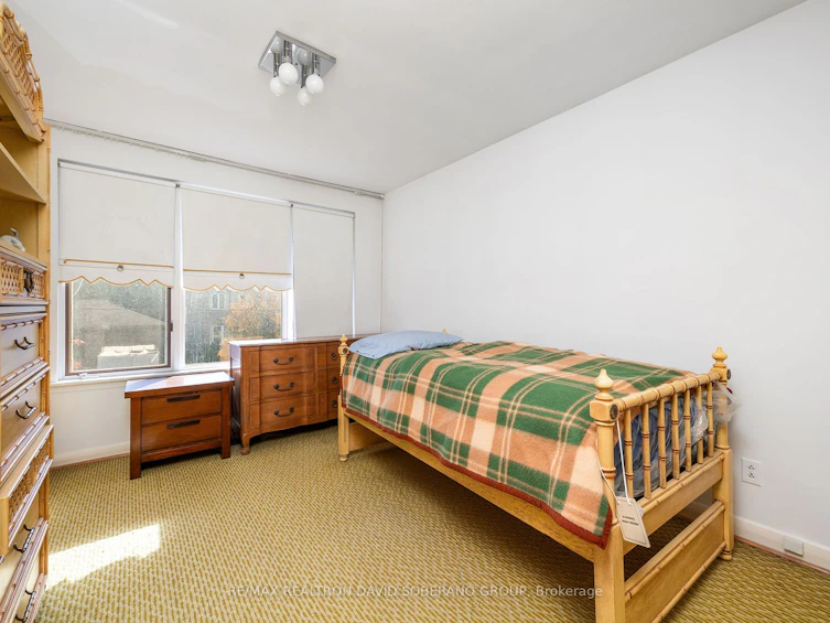 34 Sultana Avenue, Toronto, ON, M6A 1T1 - 20