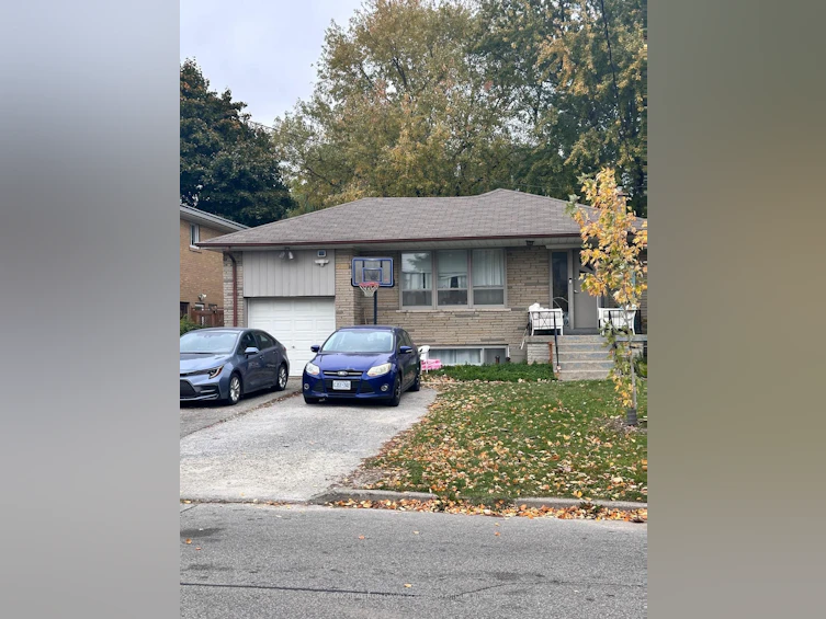 80 Cocksfield Avenue, Toronto, ON, M3H 3S9