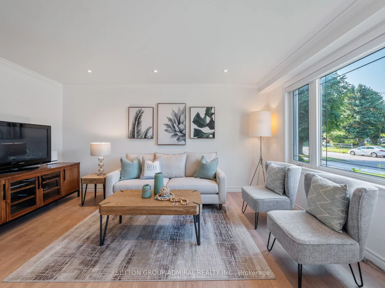91 Hollyberry Tr, Toronto, ON, M2H 2N9 - 2