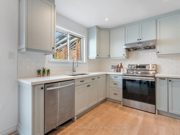 91 Hollyberry Tr, Toronto, ON, M2H 2N9 - 5