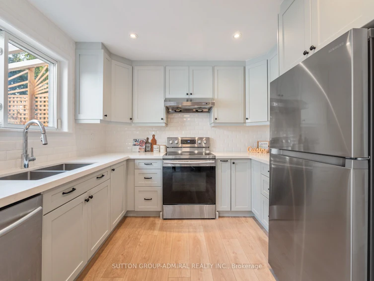 91 Hollyberry Tr, Toronto, ON, M2H 2N9 - 6