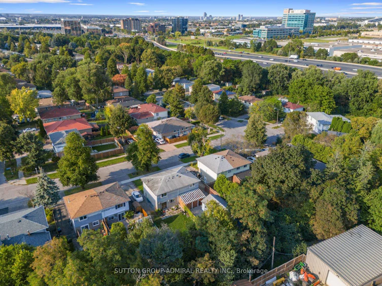 91 Hollyberry Tr, Toronto, ON, M2H 2N9 - 34