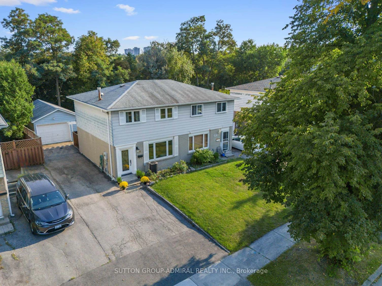 91 Hollyberry Tr, Toronto, ON, M2H 2N9 - 32