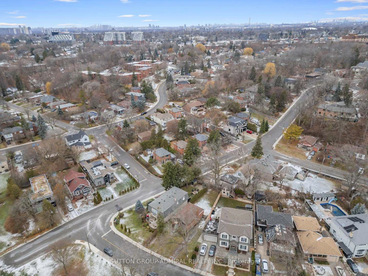 4 Drake Crescent, Toronto, ON, M1M 1A2 - 28