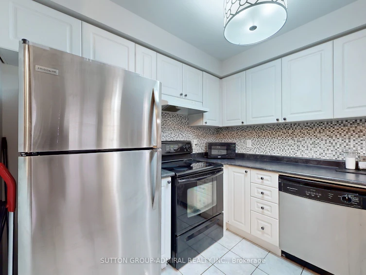 10 Burnsborough Street, Ajax, ON, L1S 0B6 - 6