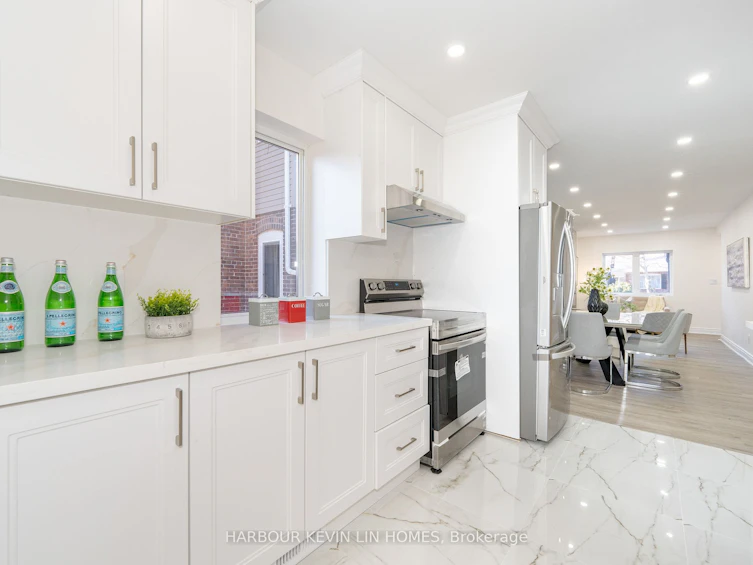 105 Westlake Avenue, Toronto, ON, M4C 4R3 - 18