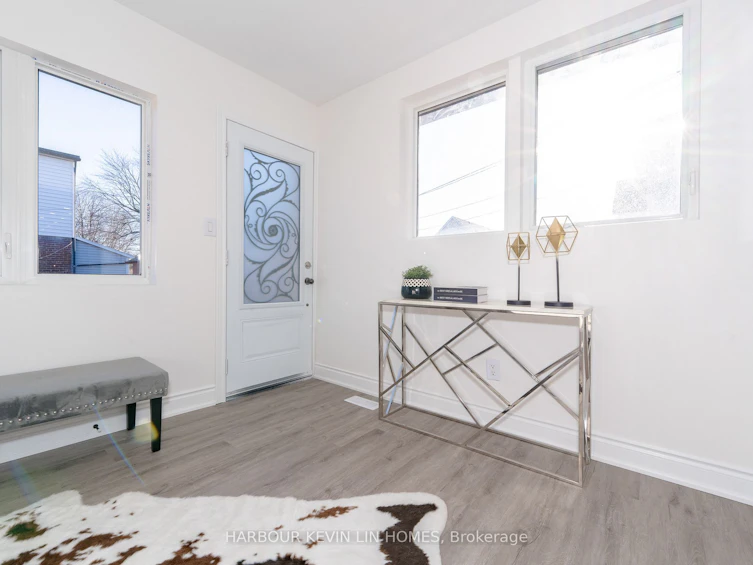 105 Westlake Avenue, Toronto, ON, M4C 4R3 - 22