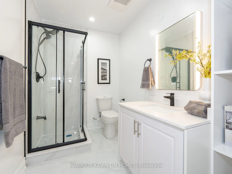 105 Westlake Avenue, Toronto, ON, M4C 4R3 - 26