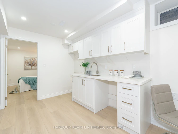 105 Westlake Avenue, Toronto, ON, M4C 4R3 - 27