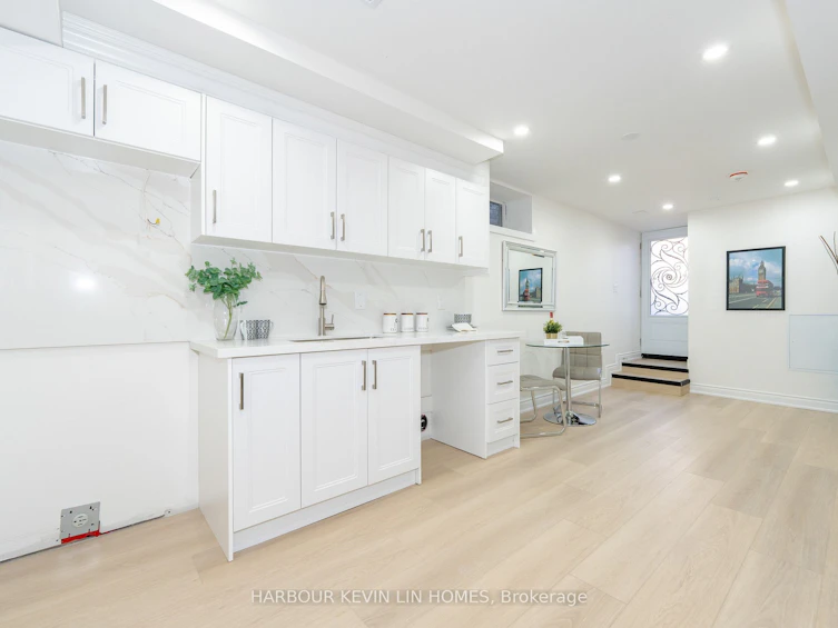105 Westlake Avenue, Toronto, ON, M4C 4R3 - 28