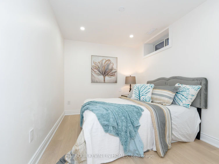 105 Westlake Avenue, Toronto, ON, M4C 4R3 - 30