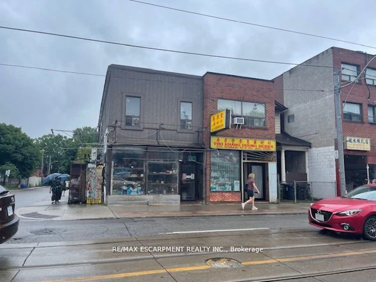 673 Gerrard Street E, Toronto, ON, M4M 1Y2 - 2