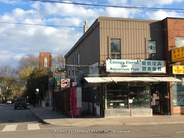 673 Gerrard Street E, Toronto, ON, M4M 1Y2