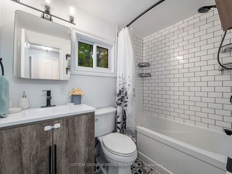 3 Panter Crescent, Ajax, ON, L1S 3T4 - 21