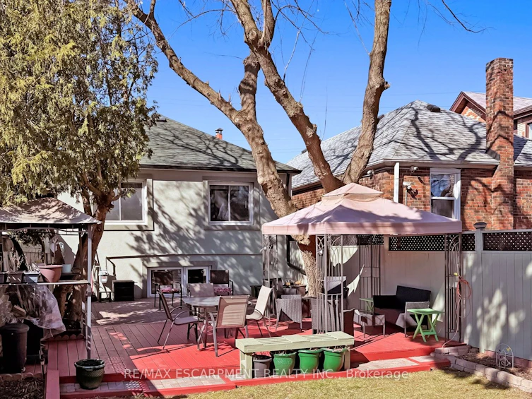 527 Victoria Park Avenue, Toronto, ON, M4C 5H2 - 41