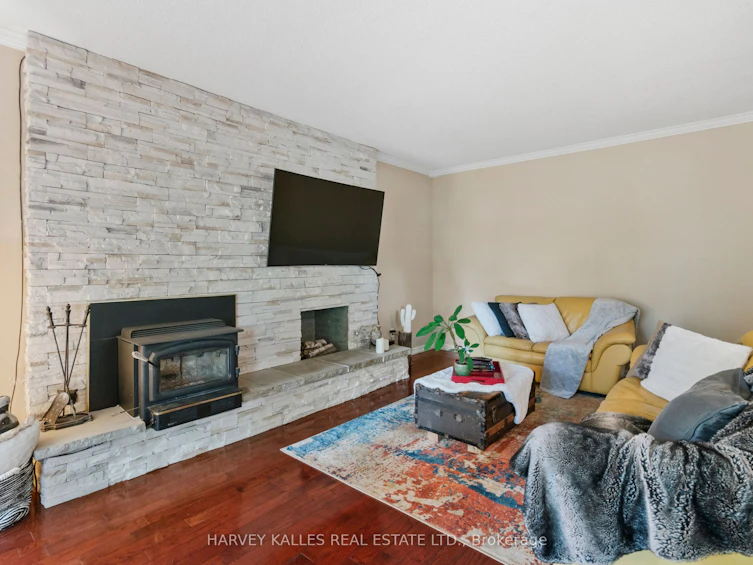 1890 Spruce Hill Road, Pickering, ON, L1V 1S7 - 10