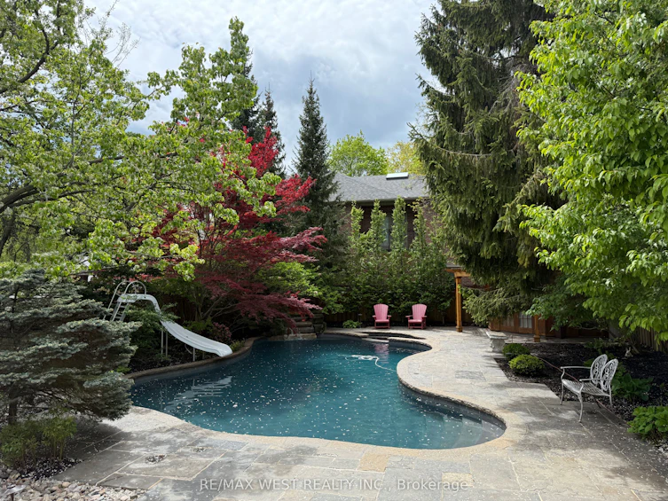 4 Harding Boulevard, Toronto, ON, M1N 3C9 - 2
