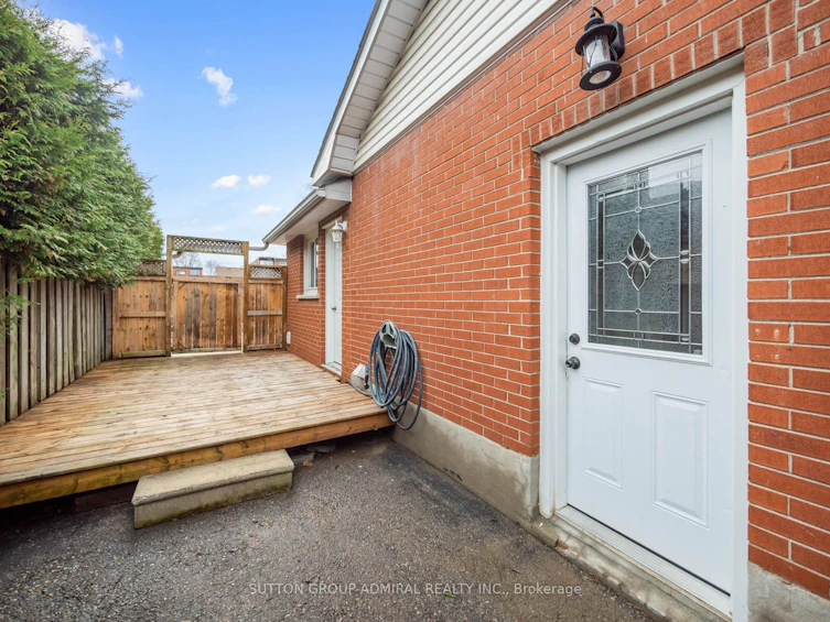 12 Simpson Avenue, Clarington, ON, L1C 2H6