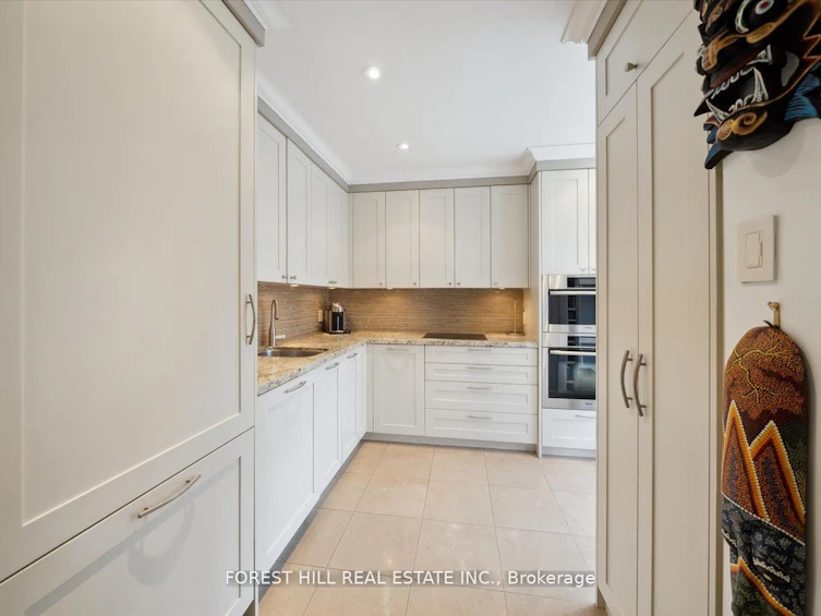 Th3-10 Buller Avenue, Toronto, ON, M4L 1C1 - 13